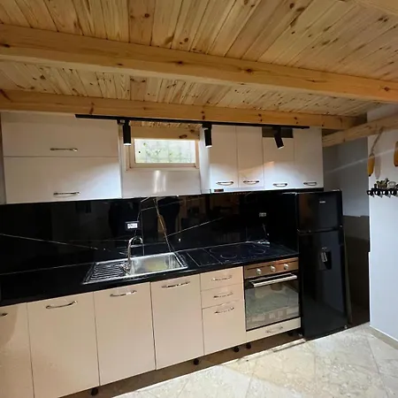 Sun Hill Oasis Apartment Tirana